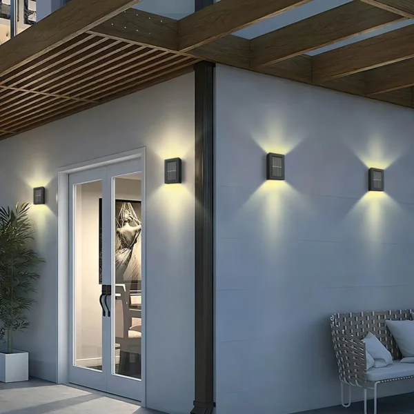 Foco Lámpara Aplique Solar Led Decoración Fotocélula Calida